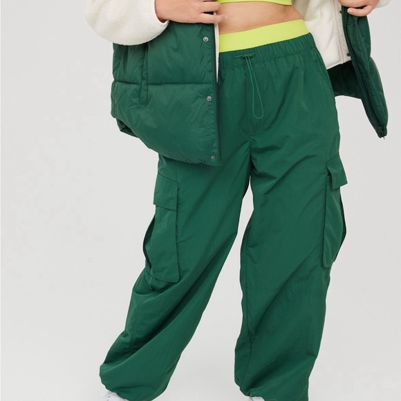 aerie Pants - green cargo parachute pants